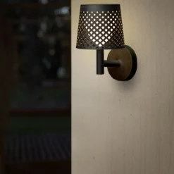 Newgarden Greta LED-solcellelampe, sort