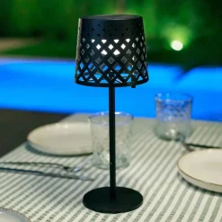 Newgarden LED-bordlampe Gretita, sort, metal
