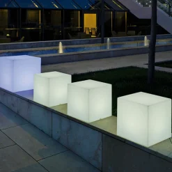Newgarden solcellelampe Cuby cube, højde 20 cm