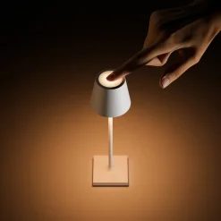 Nuindie pocket LED genopladelig bordlampe, sort, IP54, dæmpbar