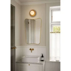 Nuura væglampe Liila Muuse, Ø 20 cm, IP44, guld/opal