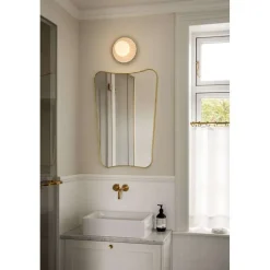Nuura væglampe Liila Muuse, Ø 20 cm IP44, hvid/opal
