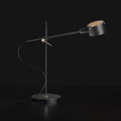 Oluce Go 252 LED-bordlampe, sort