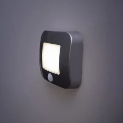 OSRAM LED-natlampe NIGHTLUX HALL hvid Sensor Batteri IP54