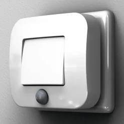 OSRAM LED-stikkontakt-natlampe LUNETTA HALL PIR-sensor hvid