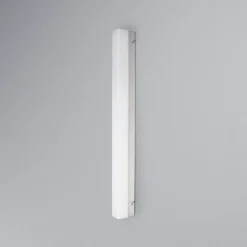 OSRAM LED-væglampe SQUARE, hvid, længde 60 cm, CCT, IP44