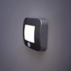 OSRAM natlampe NIGHTLUX HALL, sølv Sensor, batteri IP54