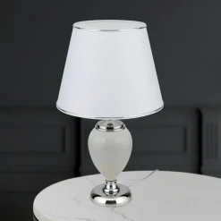 Ovum bordlampe, hvid/krom, højde 48 cm, keramik/chintz