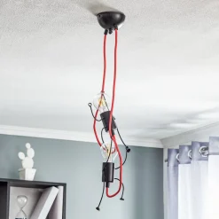 Pendellampe Bobi 2 i sort, kabel rød, 2 lyskilder.