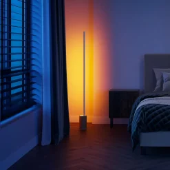 Philips Hue Gradient Signe Oak LED-gulvlampe