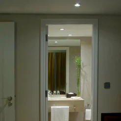 Philips LED-reflektor GU5,3 4,4 W 840 36°, 4.000 K