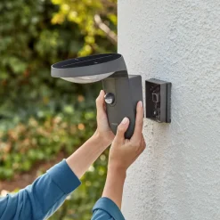 Philips Tyla A-Label væglampe, solcelle, sensor