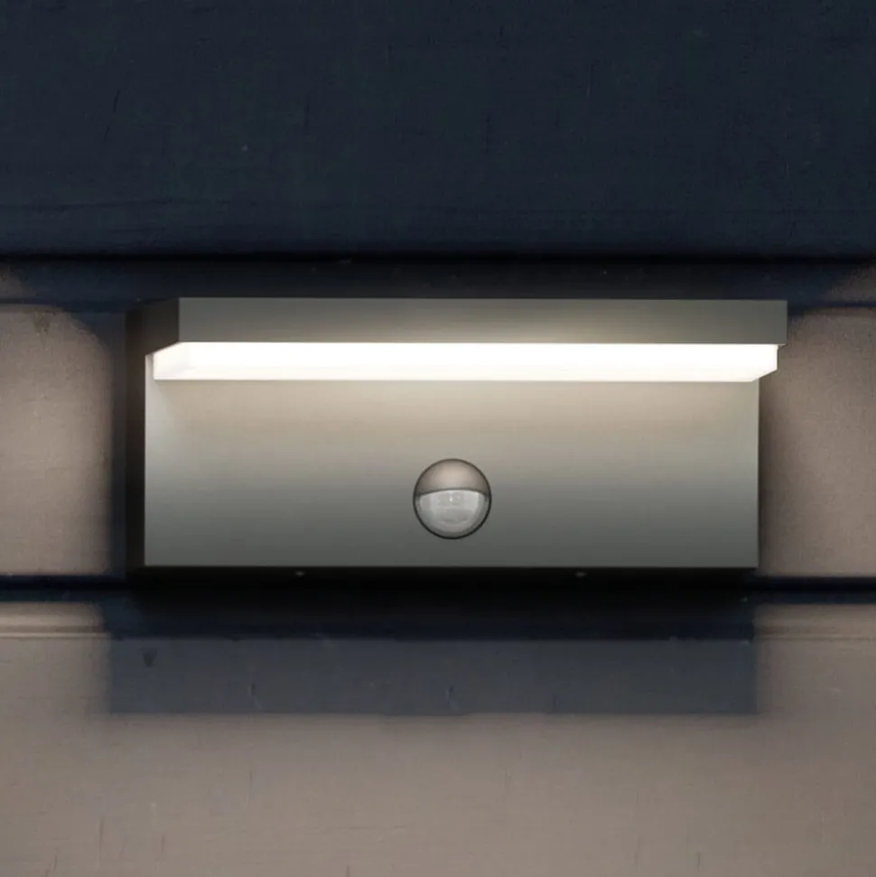 Philips udendørs LED-væglampe Bustan Sensor 2.700 K