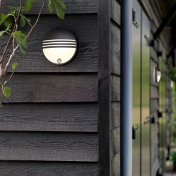Philips Yarrow LED-væglampe, bevægelsessensor