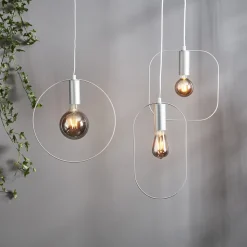 Plain Smoke E27 LED-globepære 1,8 W 2.100K Ø 125mm