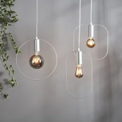 Plain Smoke E27 LED-globepære 1,8 W 2.100K Ø 95mm