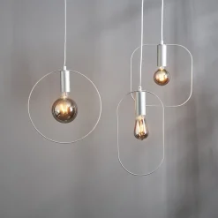 Plain Smoke E27 LED-globepære 1,8 W 2.100K Ø 95mm