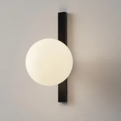 Pluto væglampe, 1 lyskilde, sort/hvid, afbryder