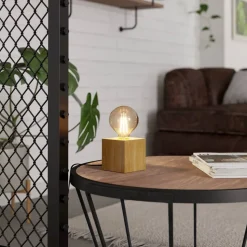 Prestwick 2 bordlampe med træterning, natur