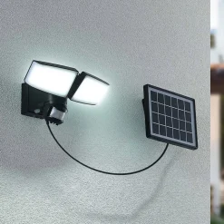 Prios Kalvito LED-solcellevægspot, sensor 2 lk