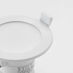 Prios LED-indbygningsspot Rida, hvid. Ø 10 cm, CCT, IP44