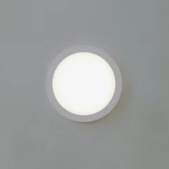Prios LED-loftlampe Aureka, bevægelsessensor, Ø 23 cm, hvid