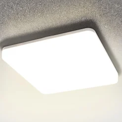 Pronto LED-loftlampe, kantet, 33 x 33 cm