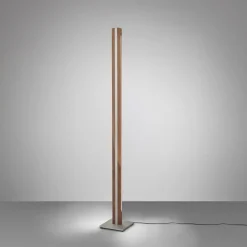Quitani Elis LED-gulvlampe, valnød/nikkel