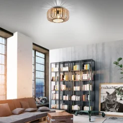Racoon loftlampe af træ, tykke stivere, Ø 42cm