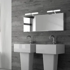 Runt LED-væglampe IP44 arm 4.000 K mat krom