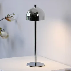 Schöner Wohnen LED-batteridrevet bordlampe Bellies, krom, IP54
