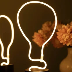 Segula LED-pære Artline Flexi, E27, 8 W, 922 dæmpbar