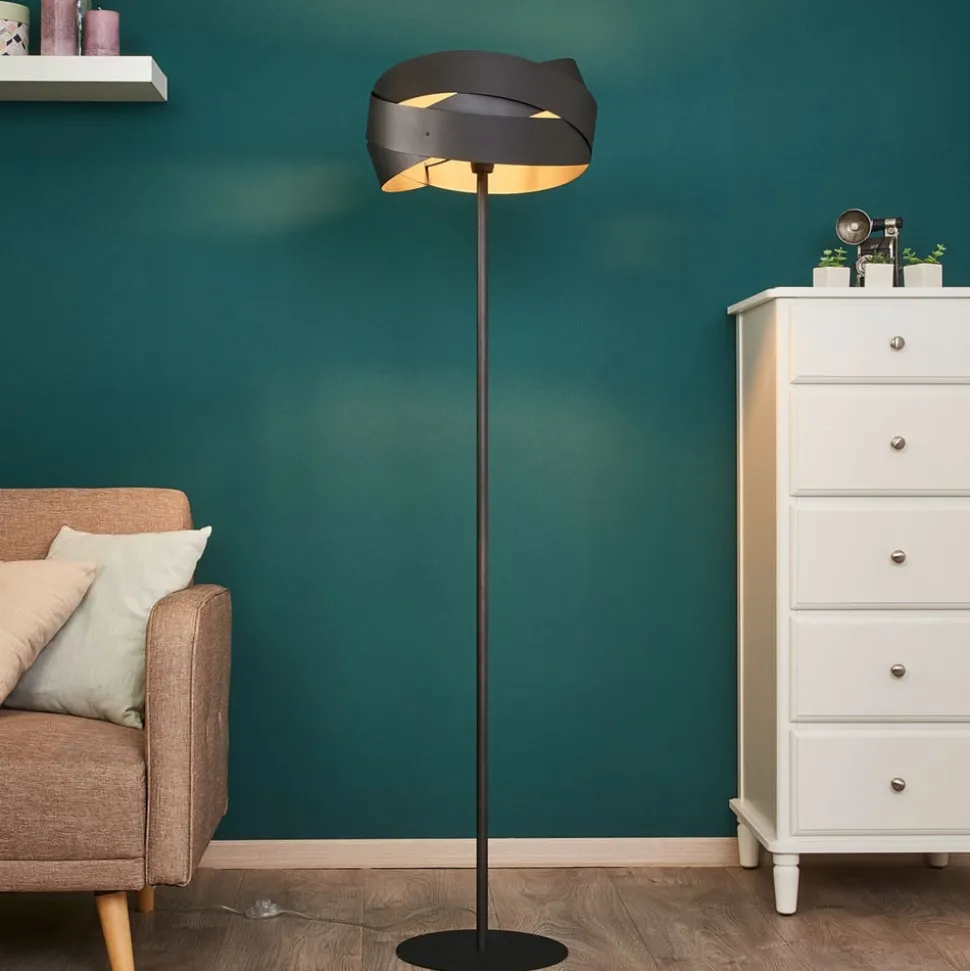 Slående designet standerlampe Tornado
