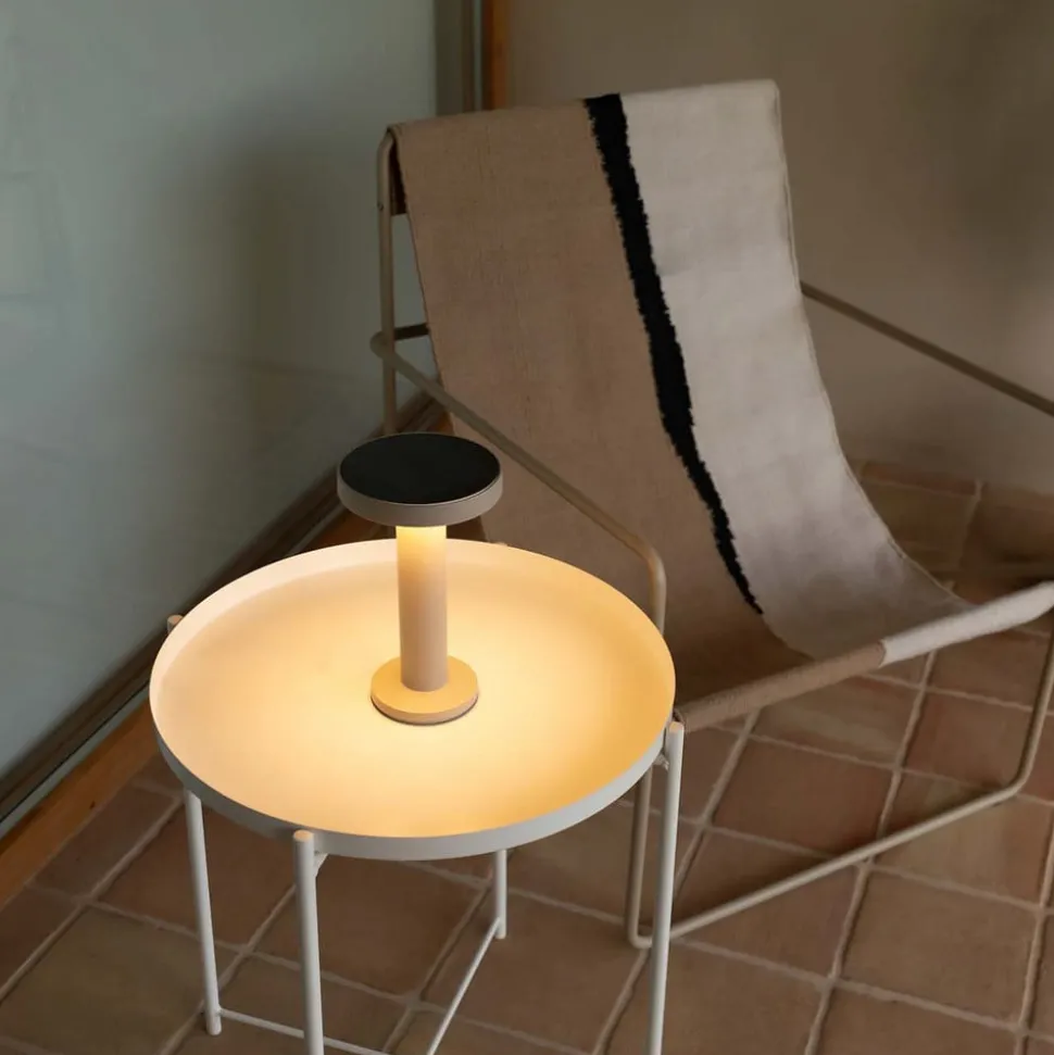 Solar-LED-bordlampe Cairo, beige, plast, IP44, 21 cm