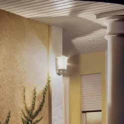 STEINEL LED-pære 9,2 W, E27, 3.000 K rørpære til L 260