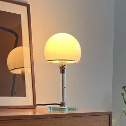 TECNOLUMEN Wagenfeld WG24 bordlampe med glasfod