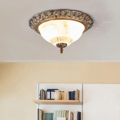 TERESA udsøgt loftlampe med pyntekant