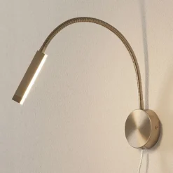 Trinløs dæmpbar LED-væglampe Raik med stik