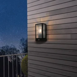 Udendørs væglampe Alamonte med sensor, sort