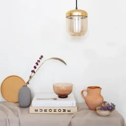 UMAGE Acorn hængelampe 1 lyskilde rav messing