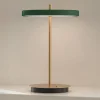 UMAGE LED-bordlampe Asteria Move skovgrøn/messing 31cm