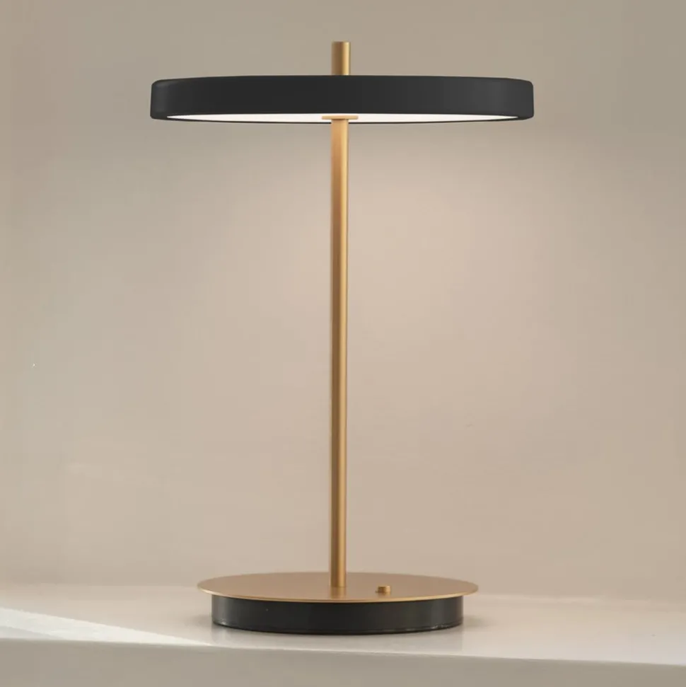 UMAGE LED-bordlampe Asteria Move sort/messing 31 cm