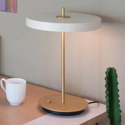 UMAGE LED-bordlampe Asteria Table, USB, perlehvid/messing