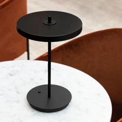 UMAGE LED-bordlampe Asteria Table, USB, sort/sort