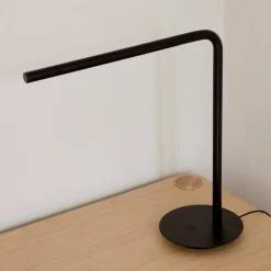 UMAGE LED-bordlampe Omni, sort Højde 46 cm Metal drejelig
