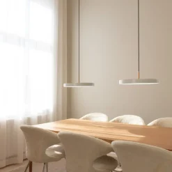 UMAGE LED-hængelampe Asteria Medium perlemor/messing Ø 43 cm