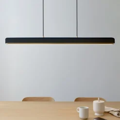 UMAGE LED-hængelampe Hazel Branch, sort/messing, 100 cm