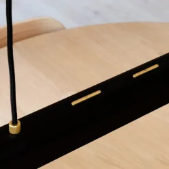 UMAGE LED-hængelampe Hazel Branch, sort/messing, 100 cm