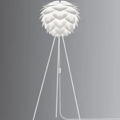 UMAGE Silvia medium gulvlampe, tre ben, hvid