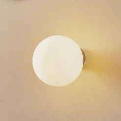 Væglampe Dione, vægbeslag krom